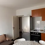 아파트 Vodice, Buntic 보디체