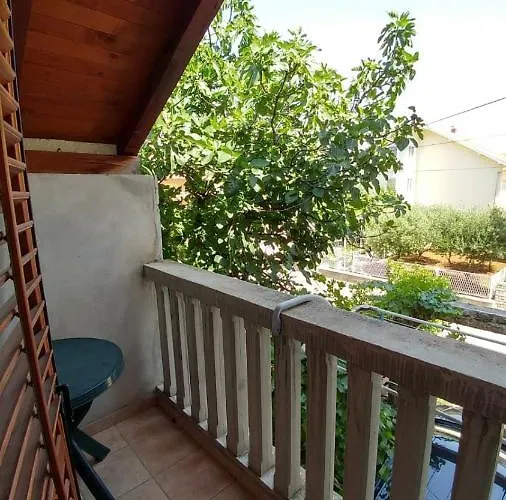 Vodice, Buntic Apartman *