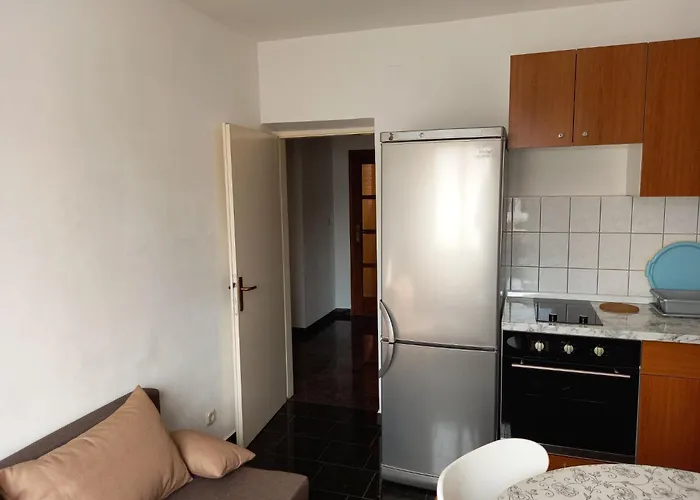 Vodice, Buntic Apartman *